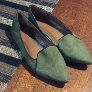 Green faux suede Old Navy flats
